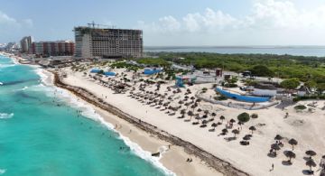 Cómo planear tus días de playa en CANCÚN aunque haya sargazo, para que disfrutes al 100 tu verano