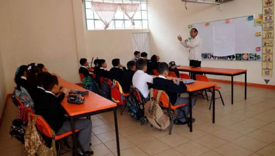 ¡Regalazo! La SEP anuncia aumento salarial del 9% para las maestras y maestros de México