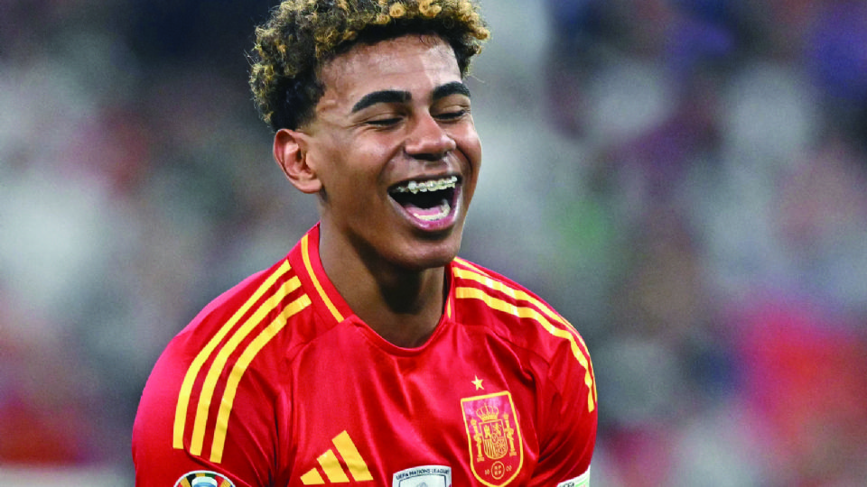 Lmine Yamal está haciendo historia con España