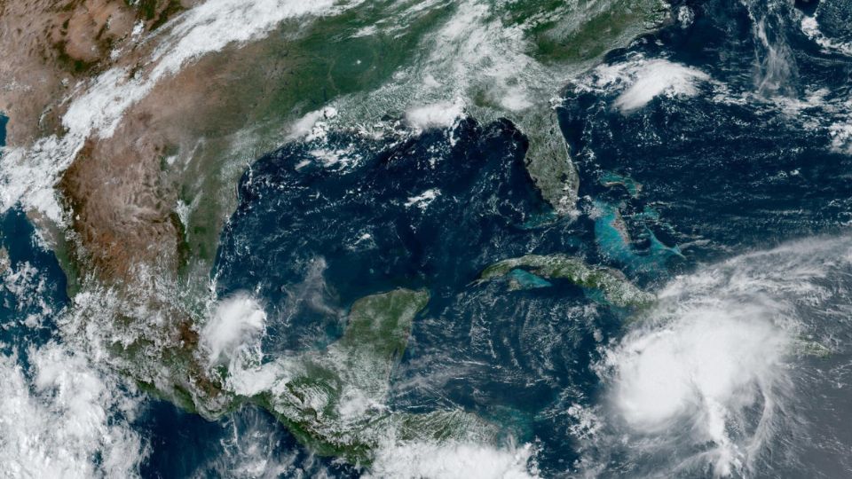 Un ciclón tropical podría convertirse en huracán y afectar a Quintana Roo