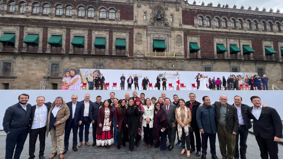Mara Lezama acompañó a Claudia Sheinbaum en el evento que encabezó este domingo en el Zócalo de la ciudad de México
