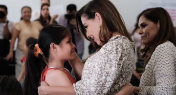 Mara Lezama y Verónica Lezama entregan 31 aparatos auditivos a beneficiarios en Cancún