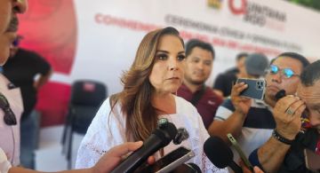 Mara Lezama rechaza señalamientos sobre fallas en el puente Nichupté y defienden la obra