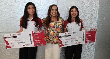 Orgullo quintanarroense: Estudiantes representarán a México en Brasil con innovador dispensador inteligente de medicamentos