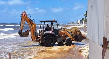 Gobierno admite uso de maquinaria de hoteles en playas, pero no anuncia sanciones
