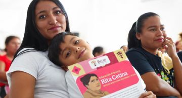 Beca Rita Cetina arranca entrega tarjetas de Apoyo para Útiles y Uniformes en QROO: Fechas y sedes